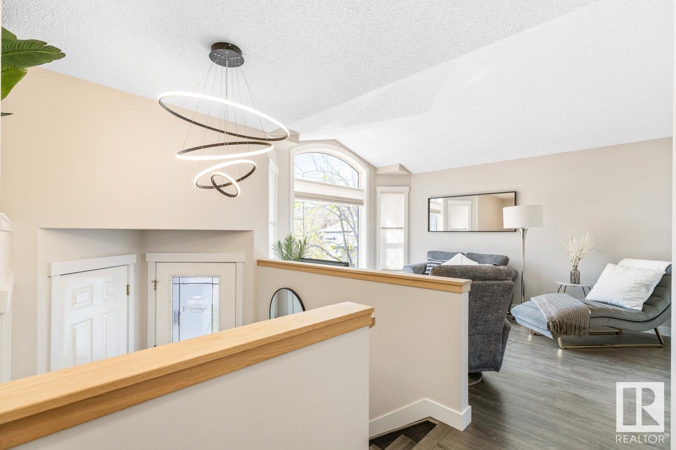 144 FOXHAVEN PL