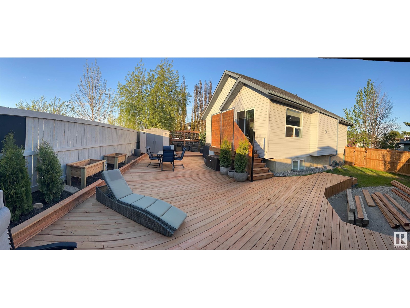 144 FOXHAVEN PL