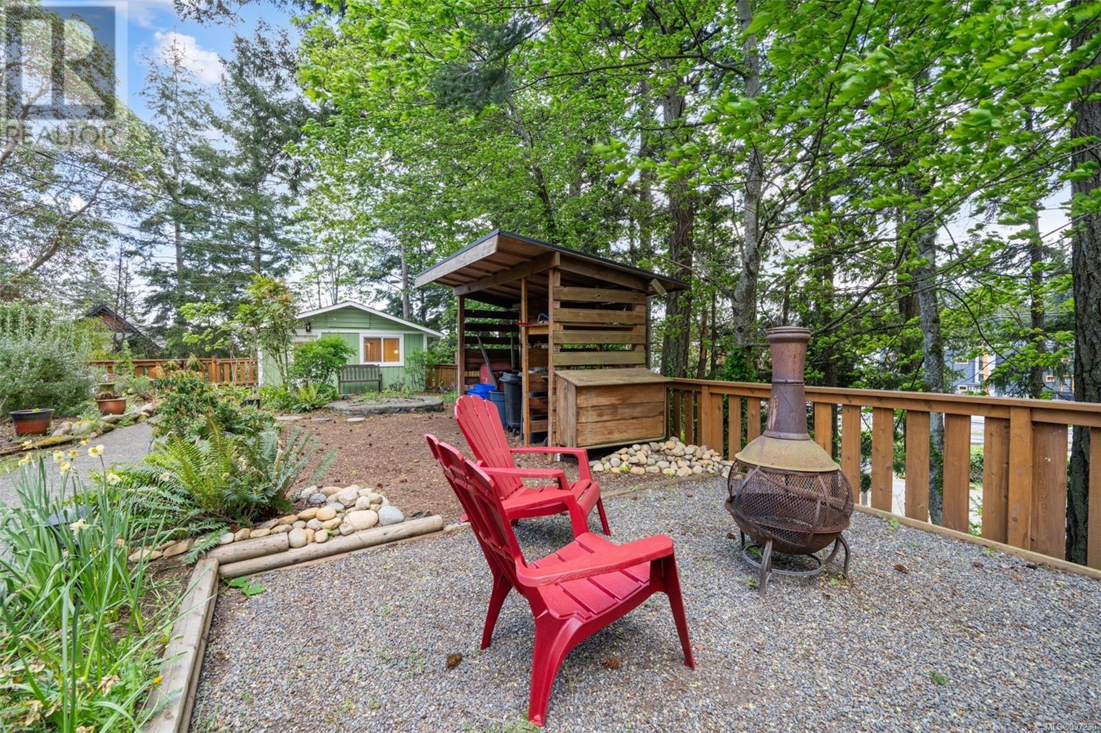 1055 Trillium Rd