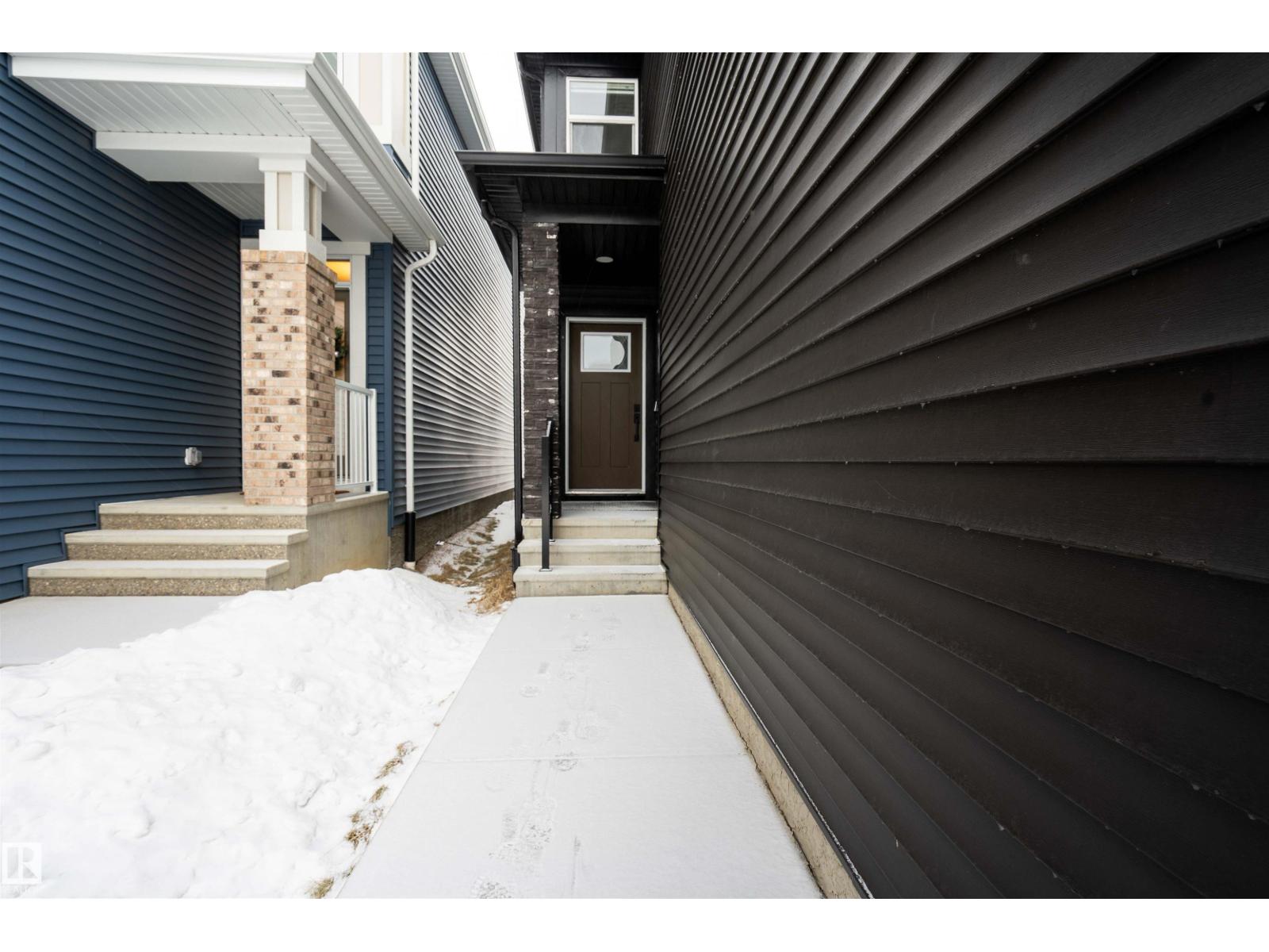 1487 PLUM CIRCLE CI SW