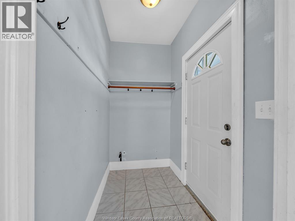 821 MARENTETTE AVENUE