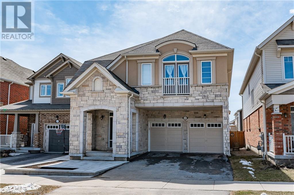 107 STILLWATER CRESCENT Crescent