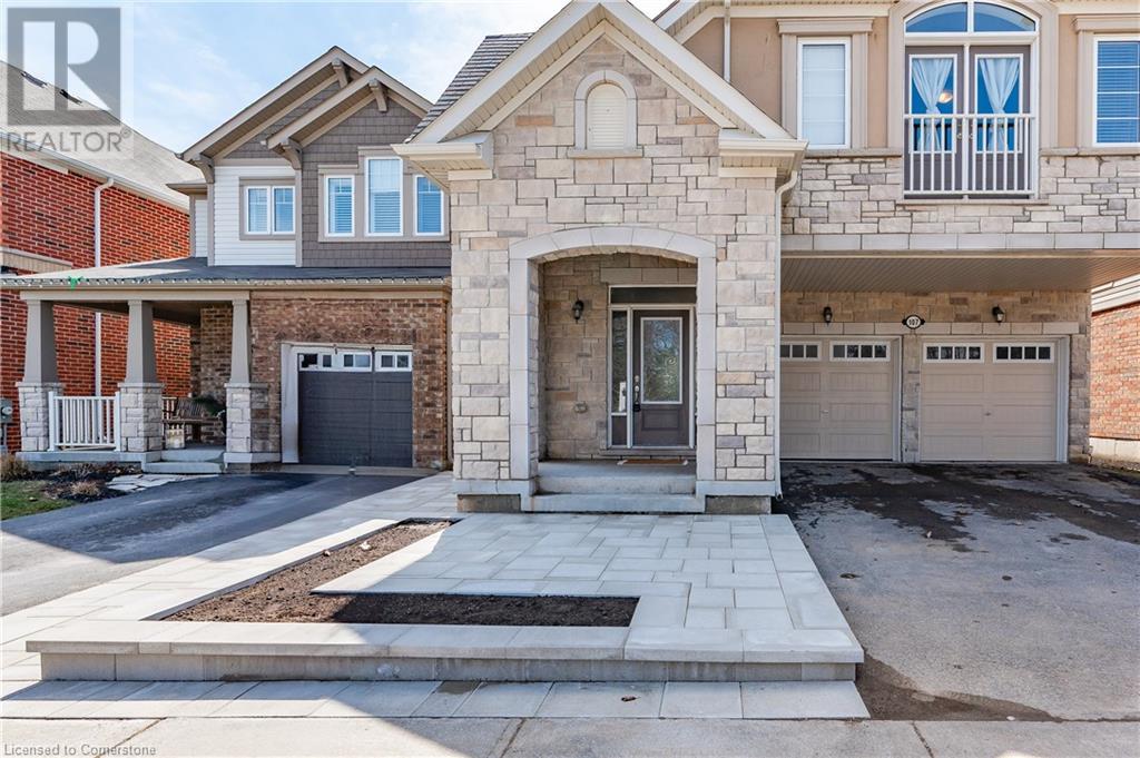 107 STILLWATER CRESCENT Crescent