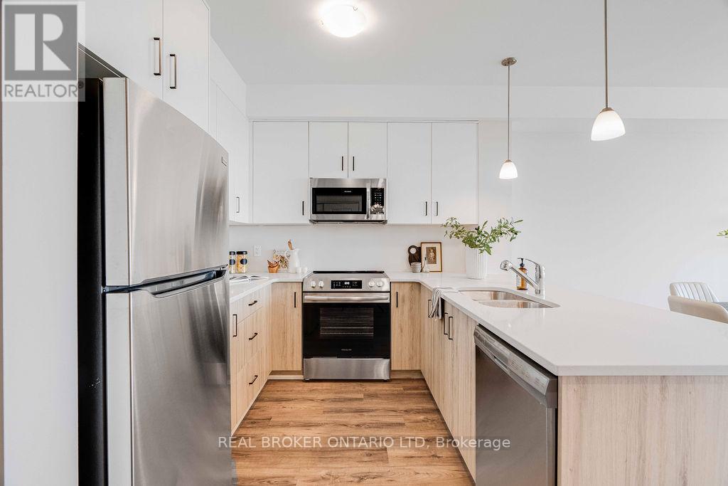 212 - 865 KLEINBURG DRIVE