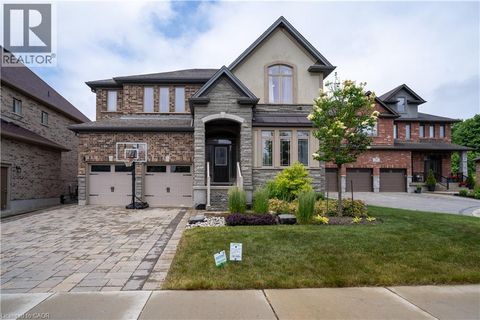 792 SNOWBERRY Court Waterloo ON N2V0E7