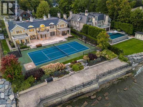 1092 ARGYLE Drive Oakville ON L6J1A7