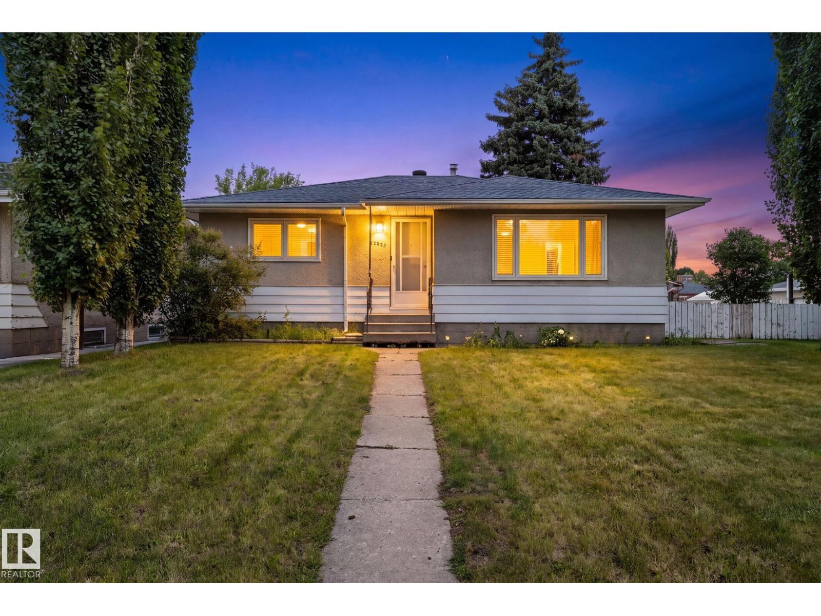 12823 88 ST NW