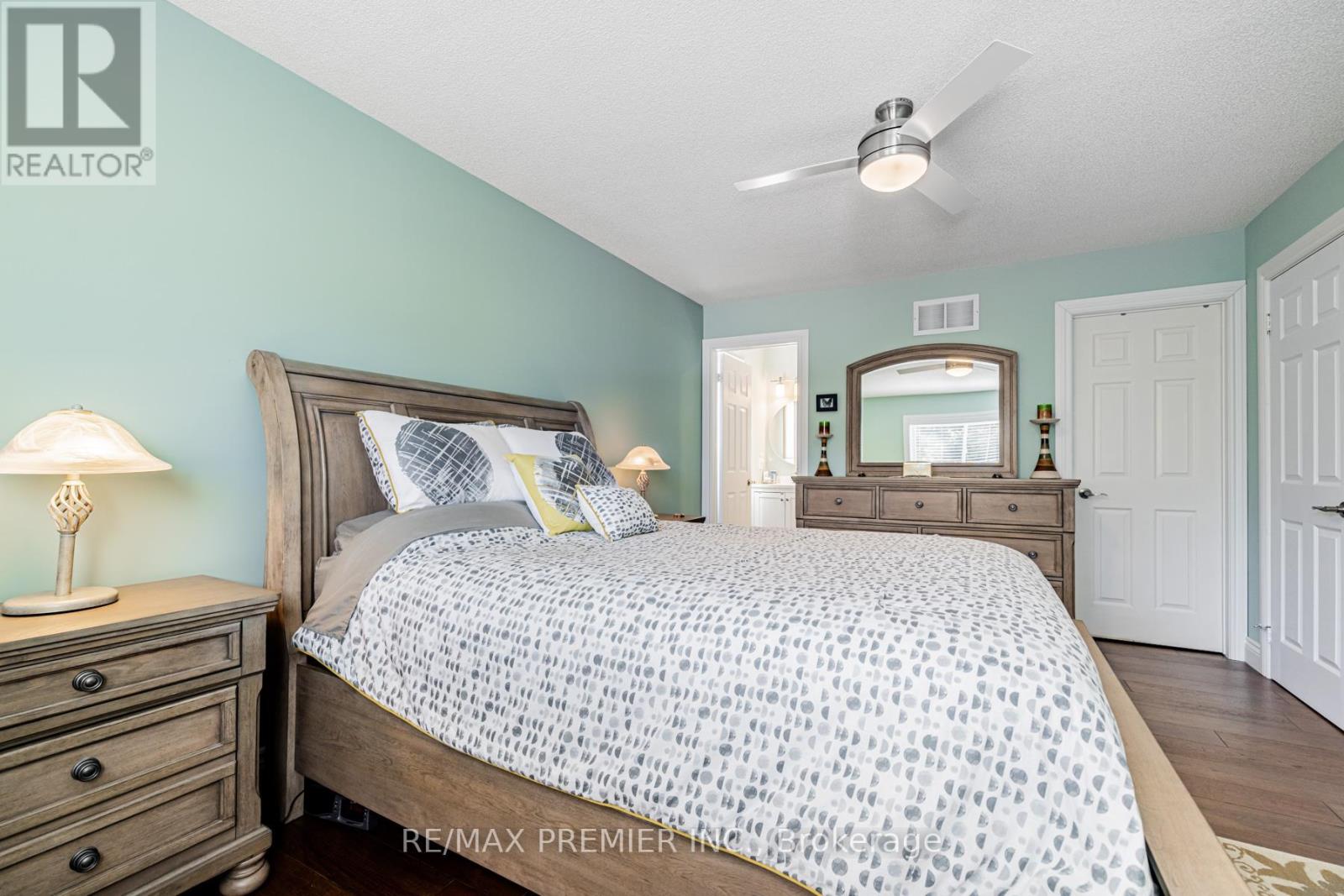 20 CRANBERRY HEIGHTS