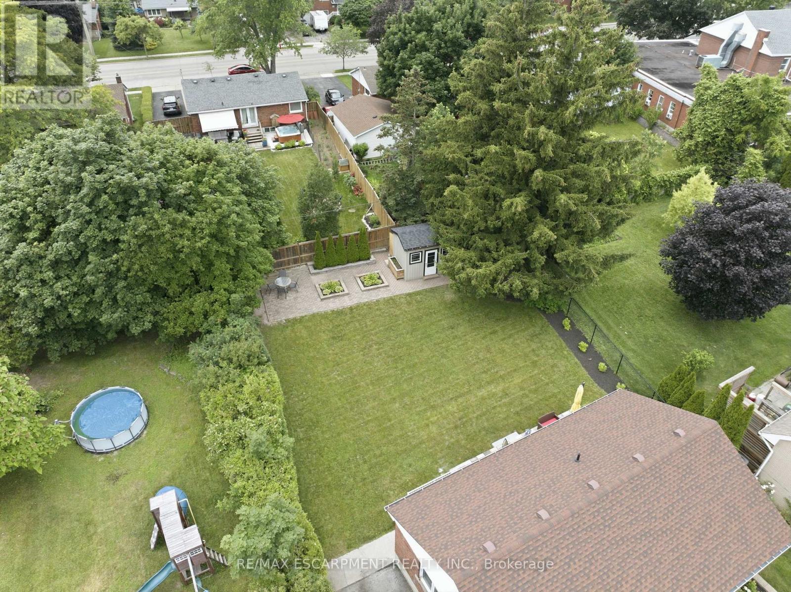 16 KINGS FOREST DRIVE