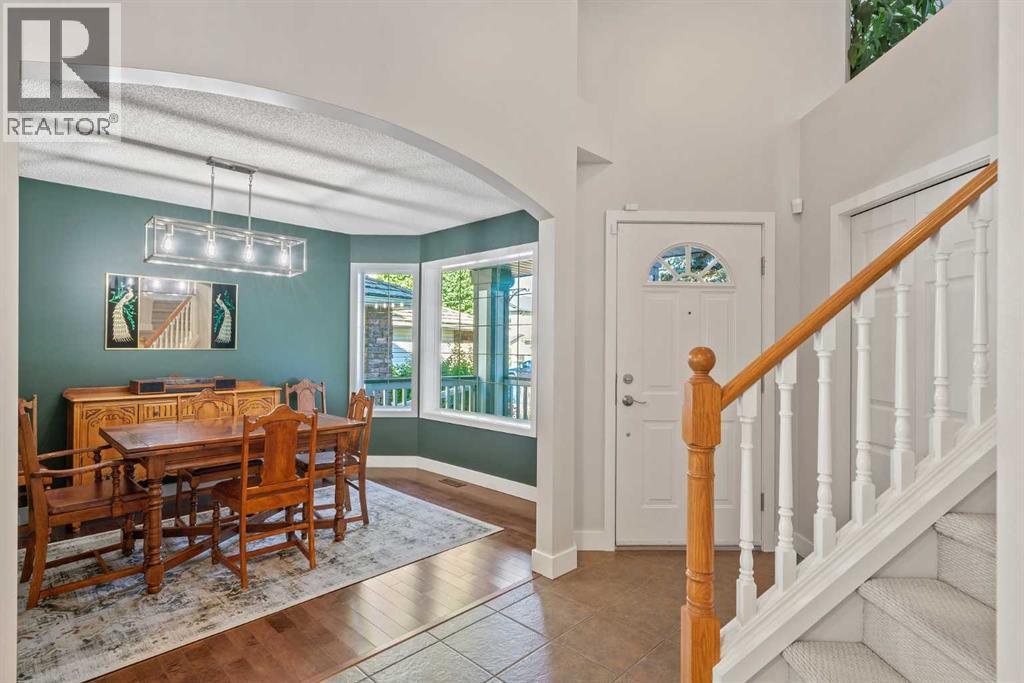 45 Mt Douglas Close SE