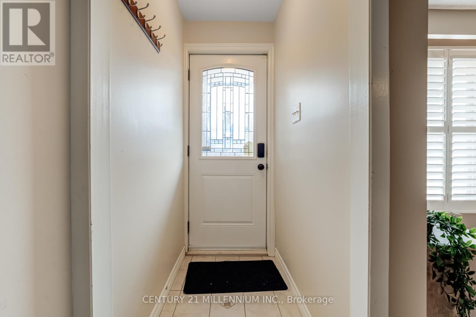 568 DUFFERIN STREET