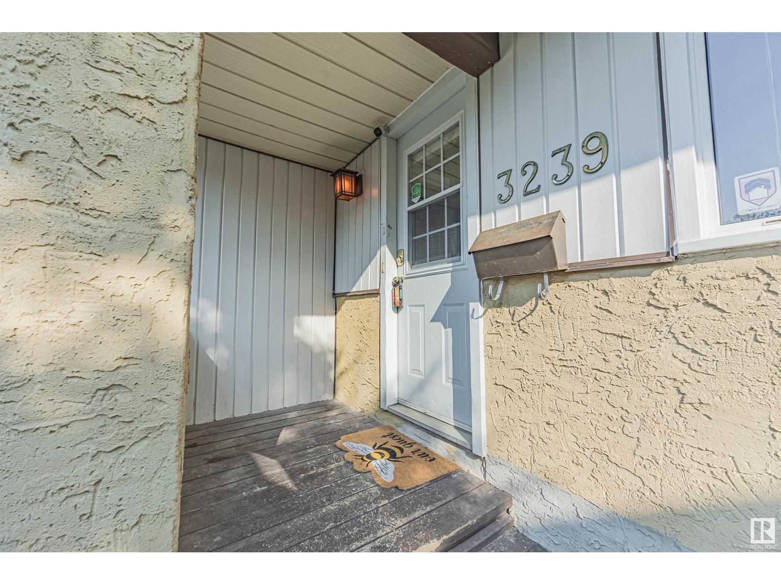 3239 139 AV NW
