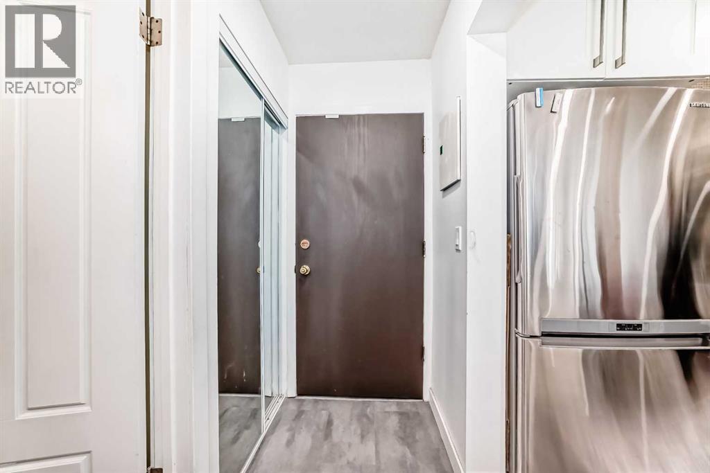 103, 1817 16 Street SW