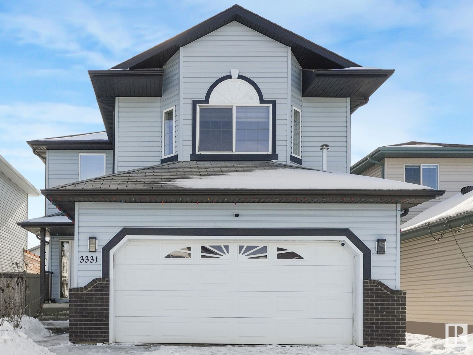3331 25 AV NW