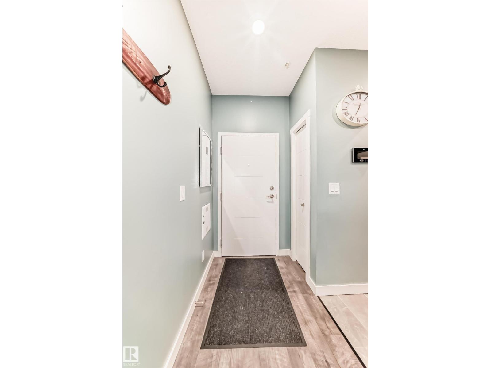 #101 10126 144 ST NW