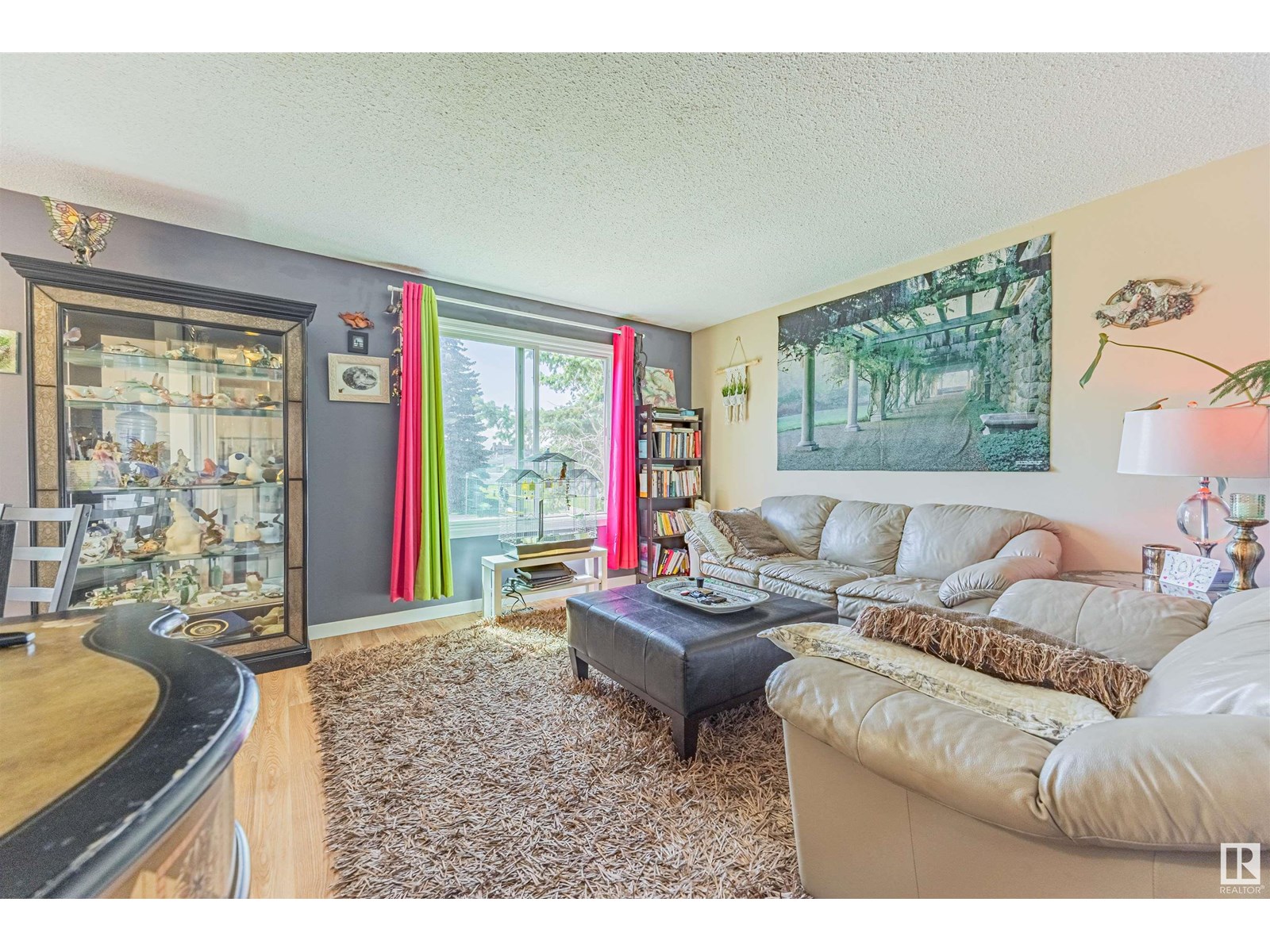 296 KNOTTWOOD North RD N NW