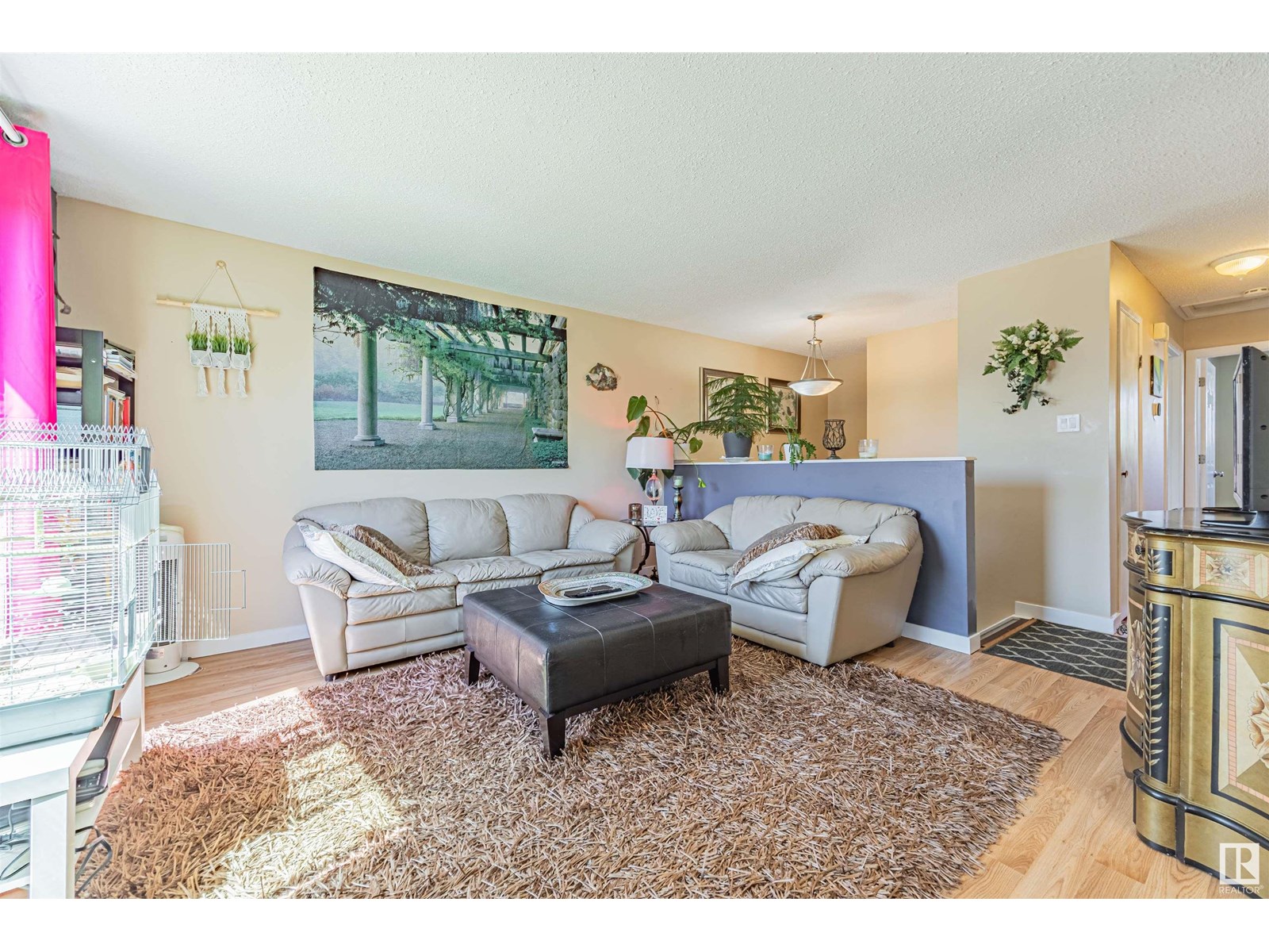 296 KNOTTWOOD North RD N NW
