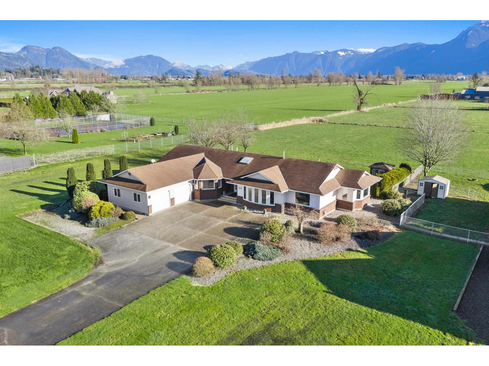 8980 PREST ROAD|East Chilliwack