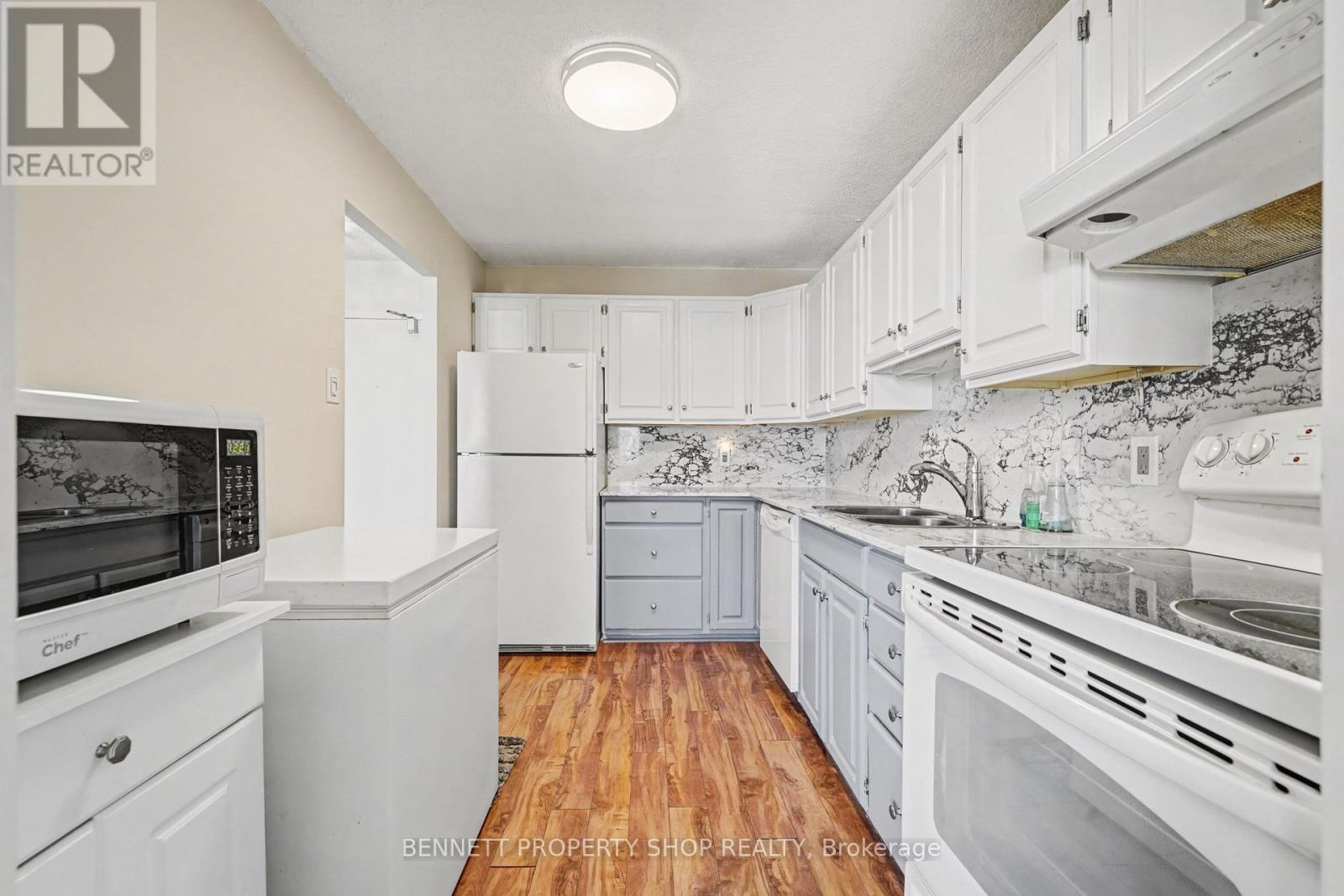 2011 - 665 BATHGATE DRIVE