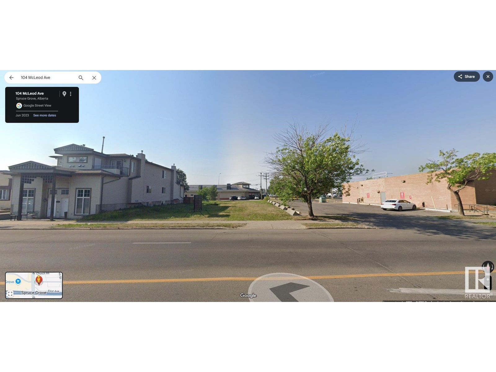 104 McLeod AV