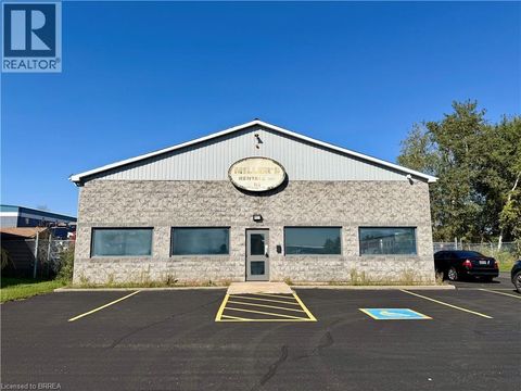 196 BYSHAM PARK Drive Woodstock ON N4T1R2