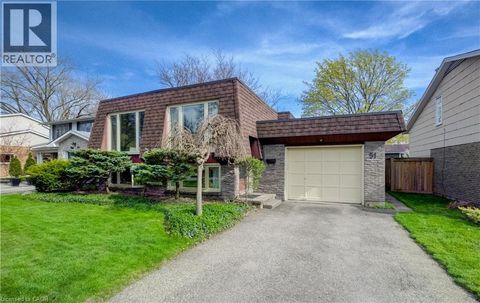 51 UNDERHILL Crescent Kitchener ON N2A2S7