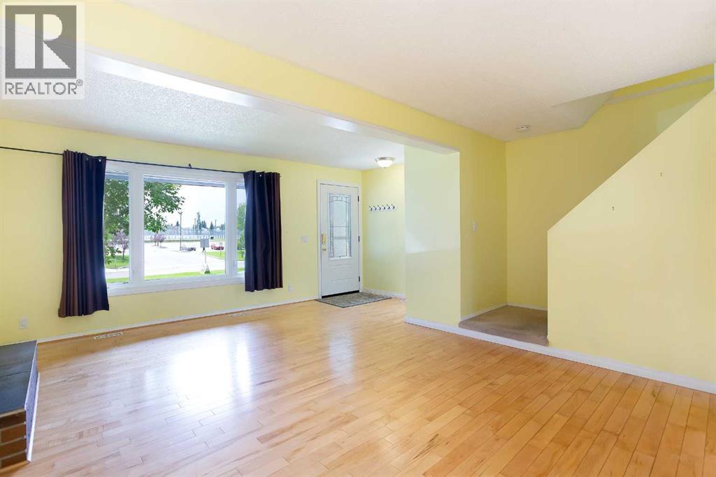 12 Rivervalley Drive SE