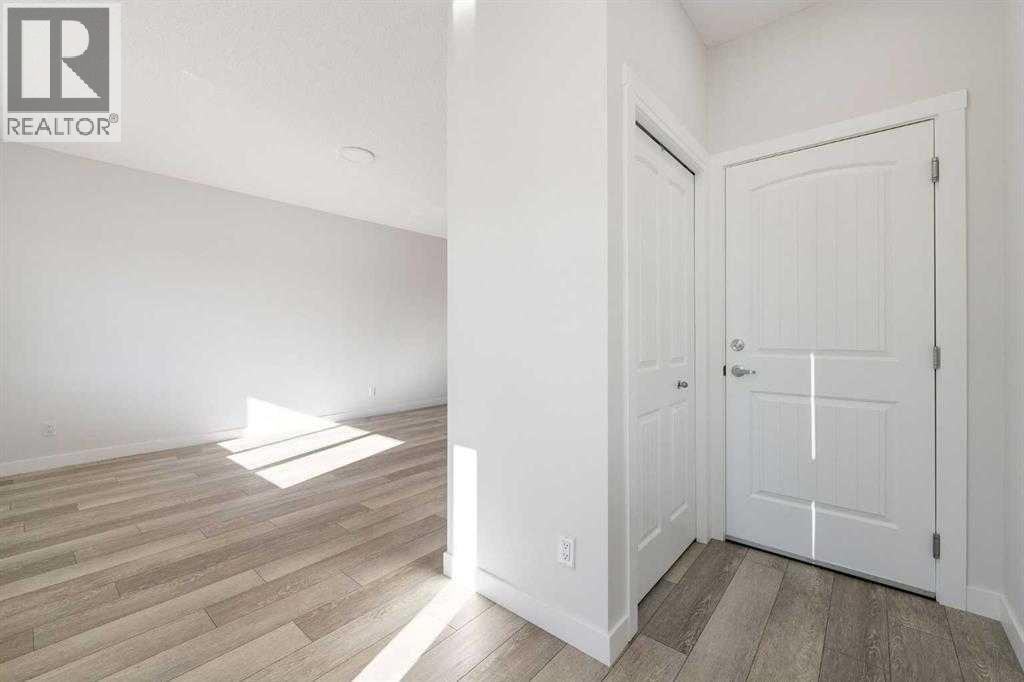 526 Wolf Willow Boulevard SE