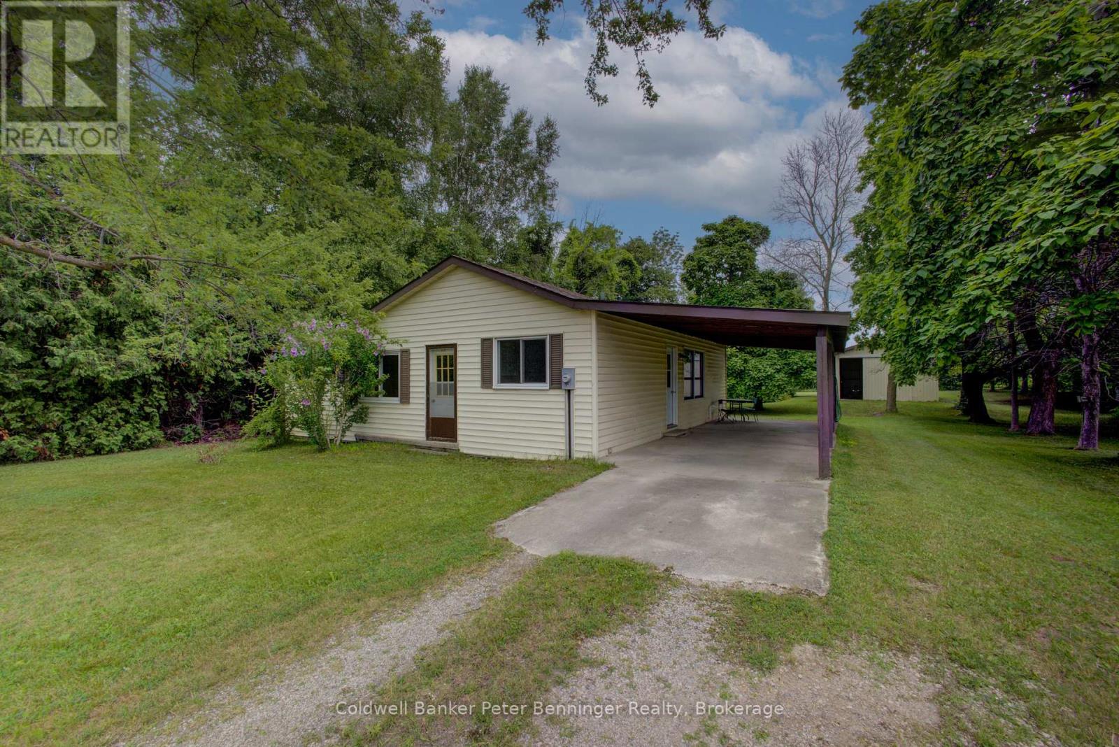 3128 BRUCE ROAD 15 ROAD