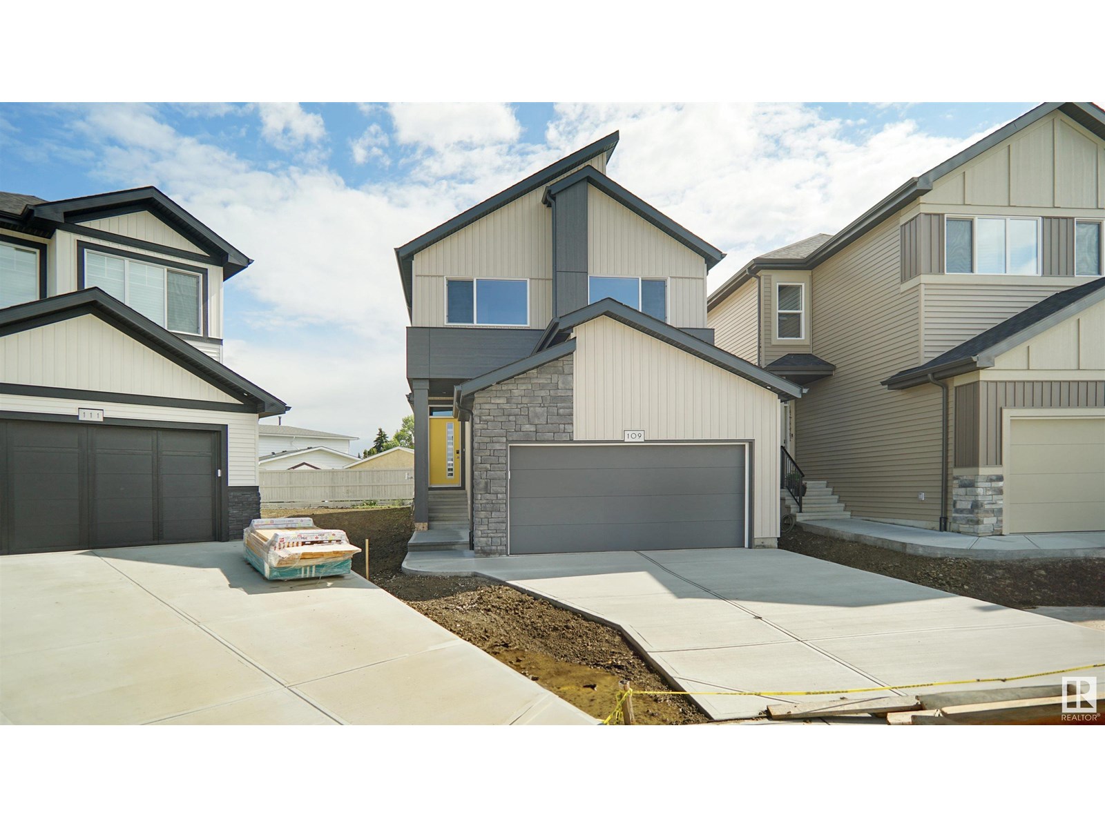 109 ELSINORE PL NW