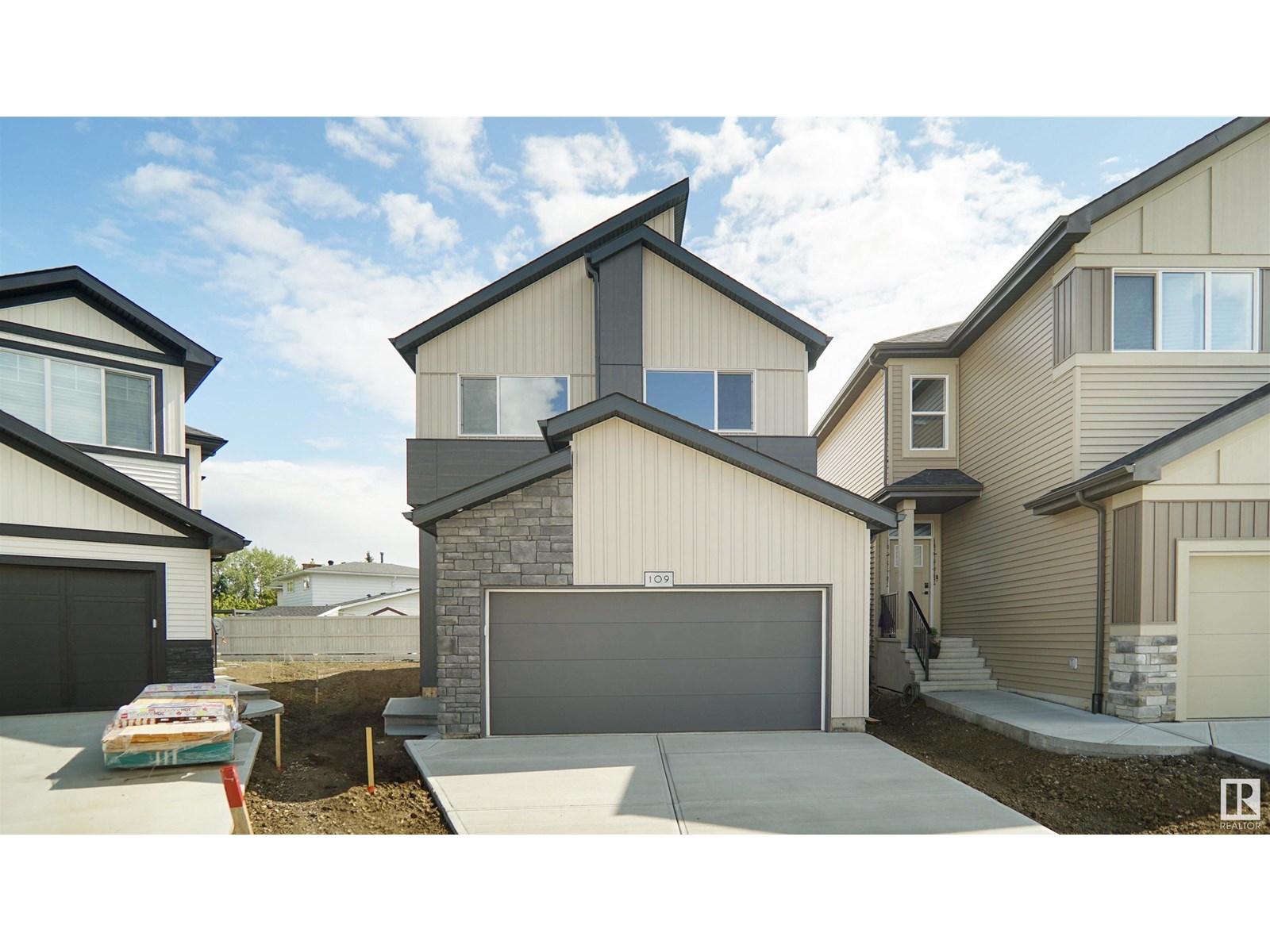 109 ELSINORE PL NW
