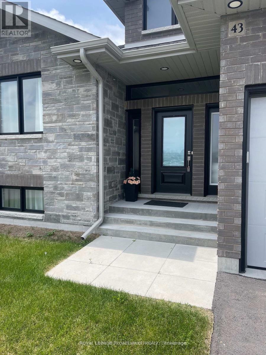 43 CATTAIL CRESCENT