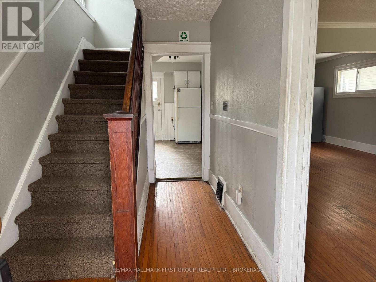 516 VICTORIA STREET