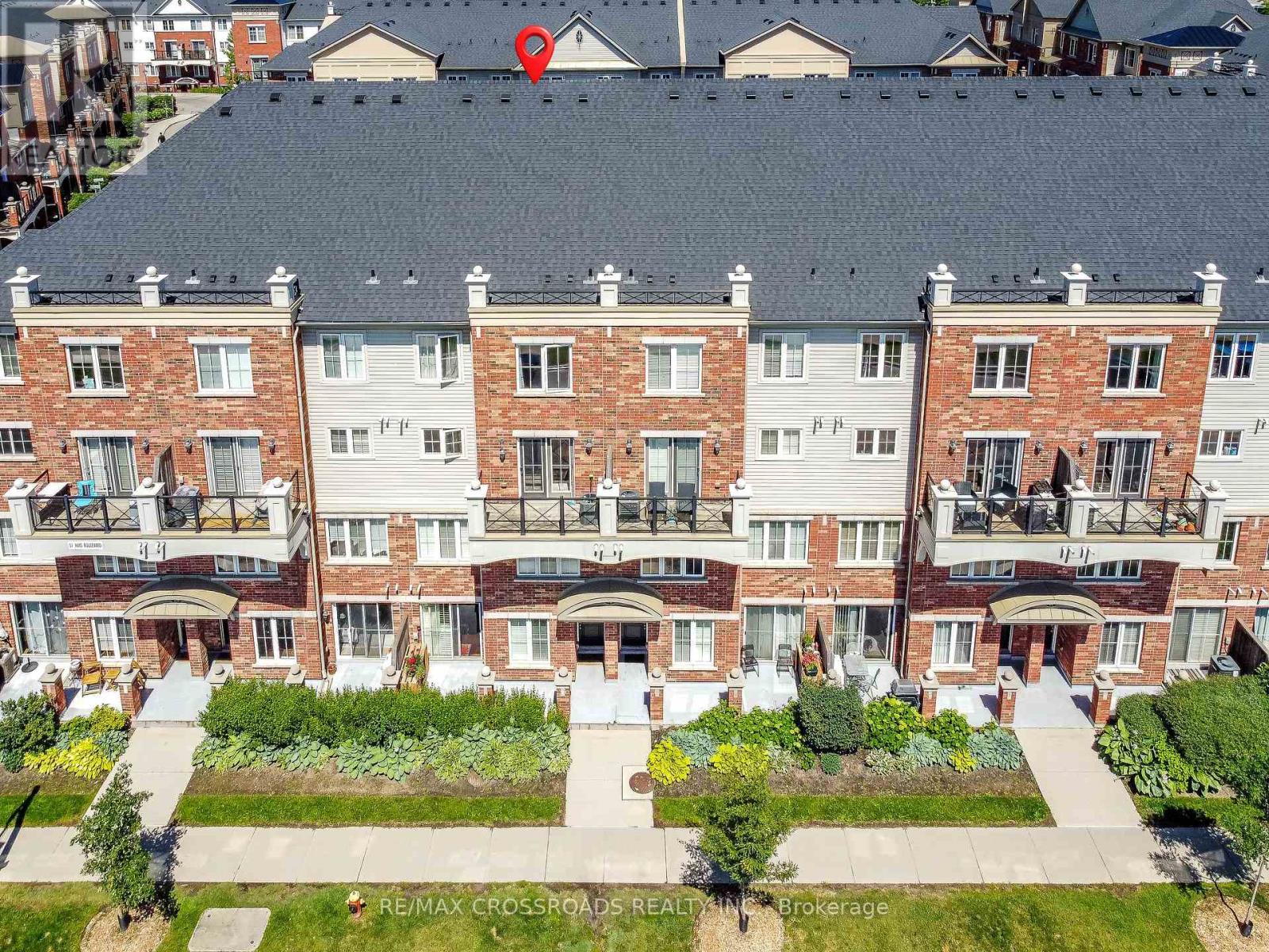 19 - 51 HAYS BOULEVARD