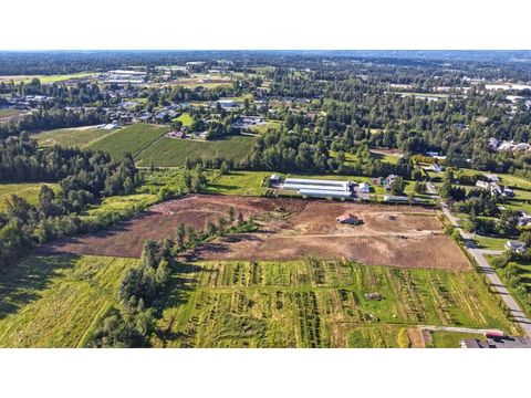 2737 LOCK STREET Abbotsford BC V4X1J6