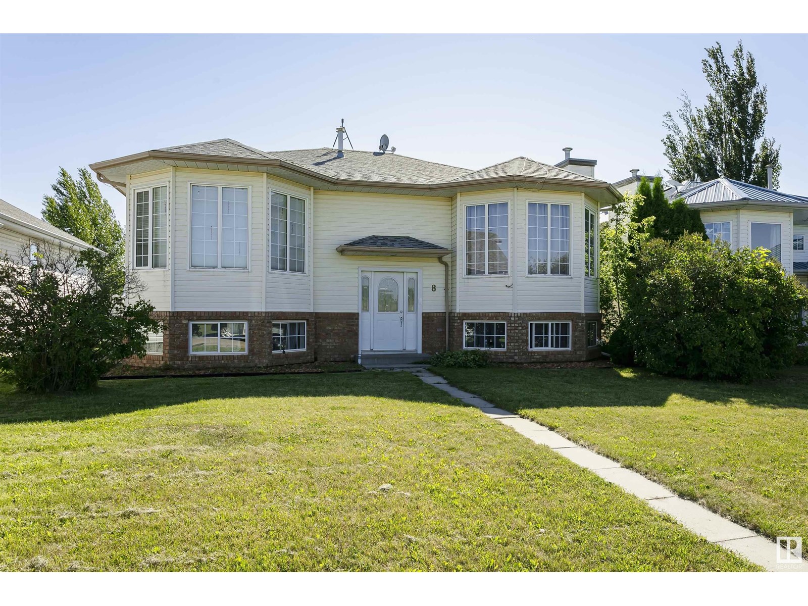 8 LAFOND DR