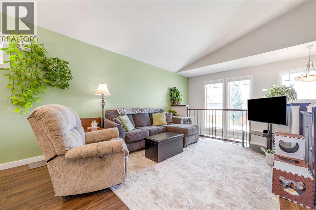114 Lasalle Terrace W
