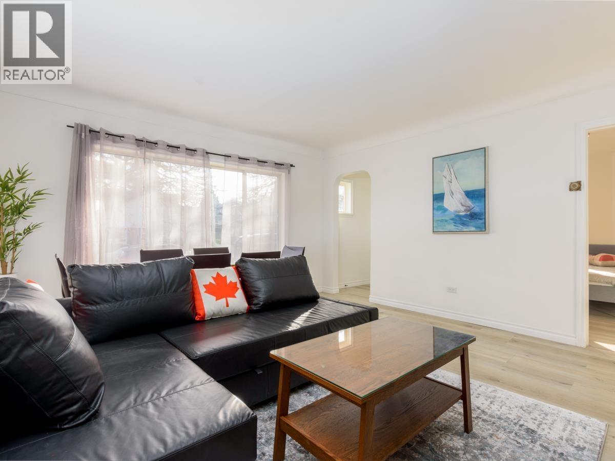 5231 CULLODEN STREET