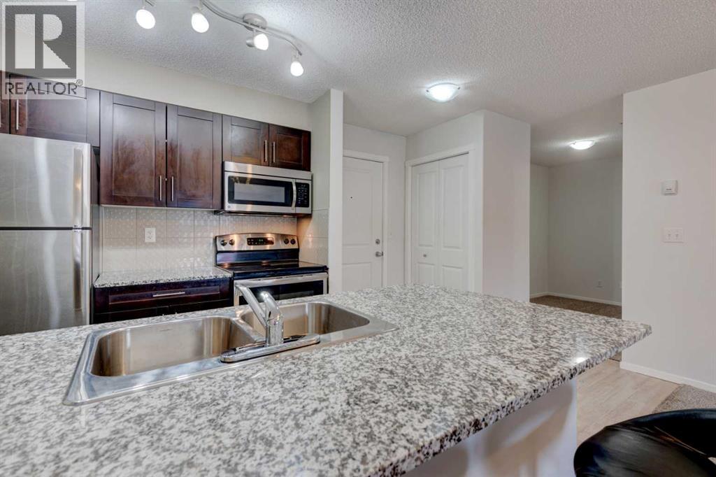 2125, 81 Legacy Boulevard SE