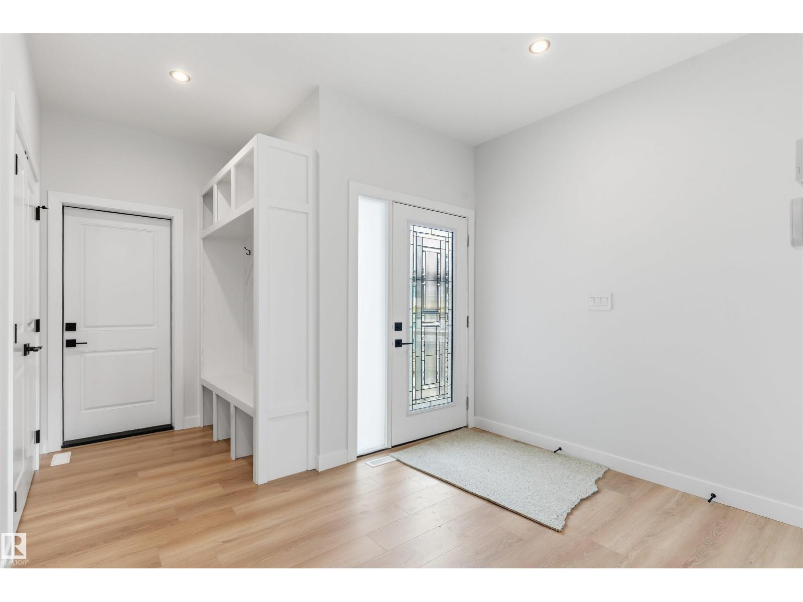 18 MEADOWGROVE LANDING