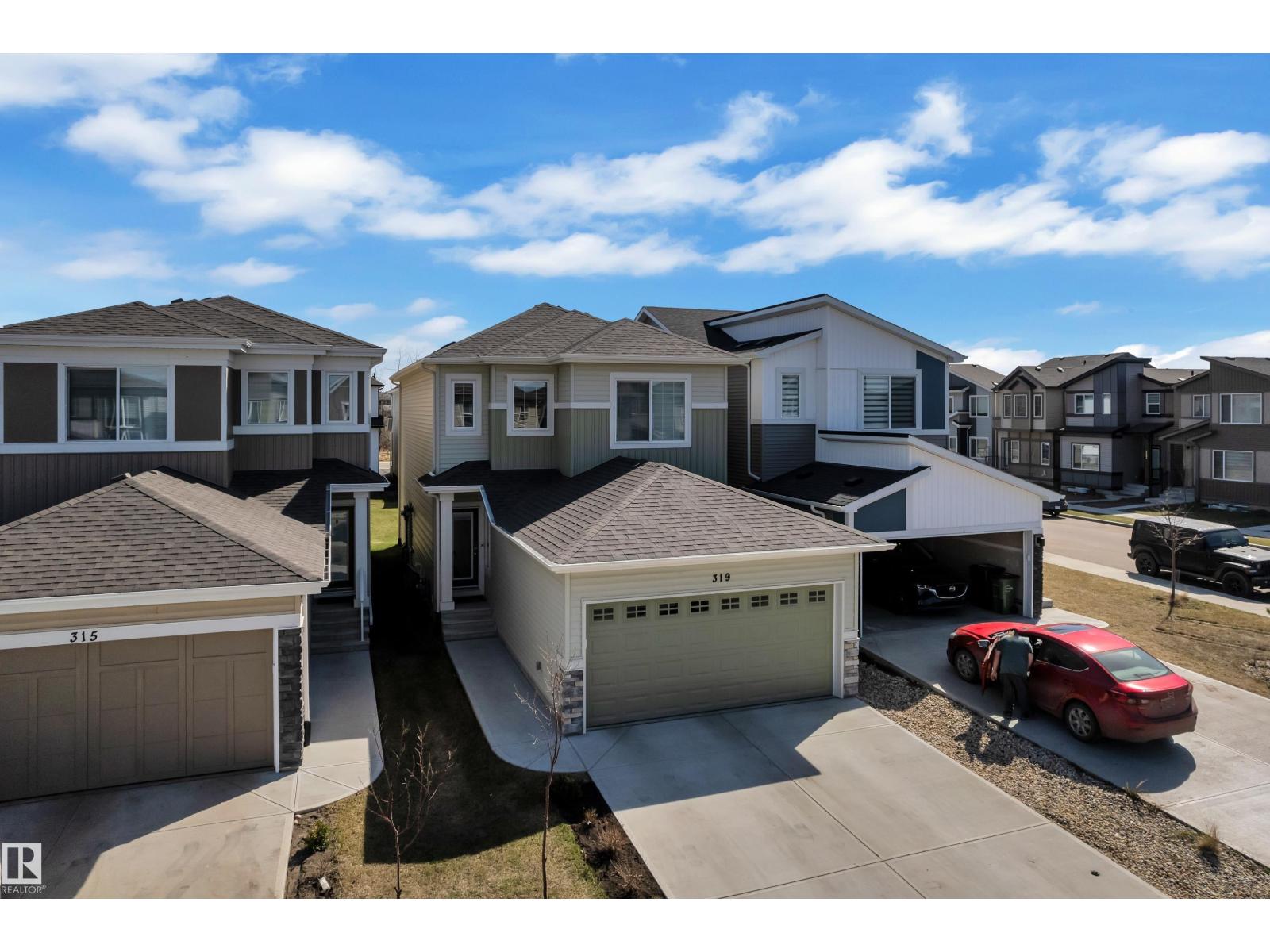 319 36 AV NW