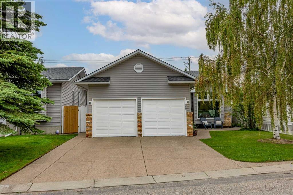 989 Macewan Valley Road