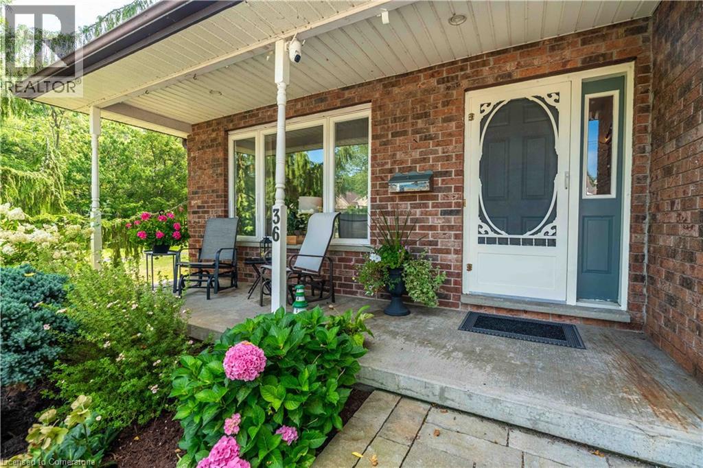 36 SILVER LAKE Drive