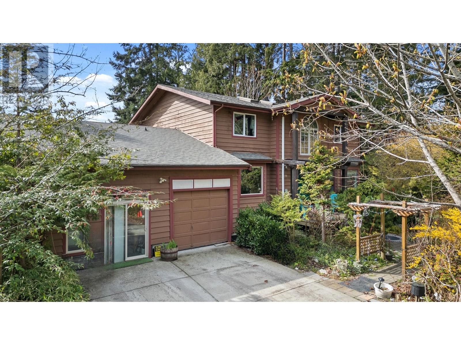 6279-6283 SECHELT INLET ROAD
