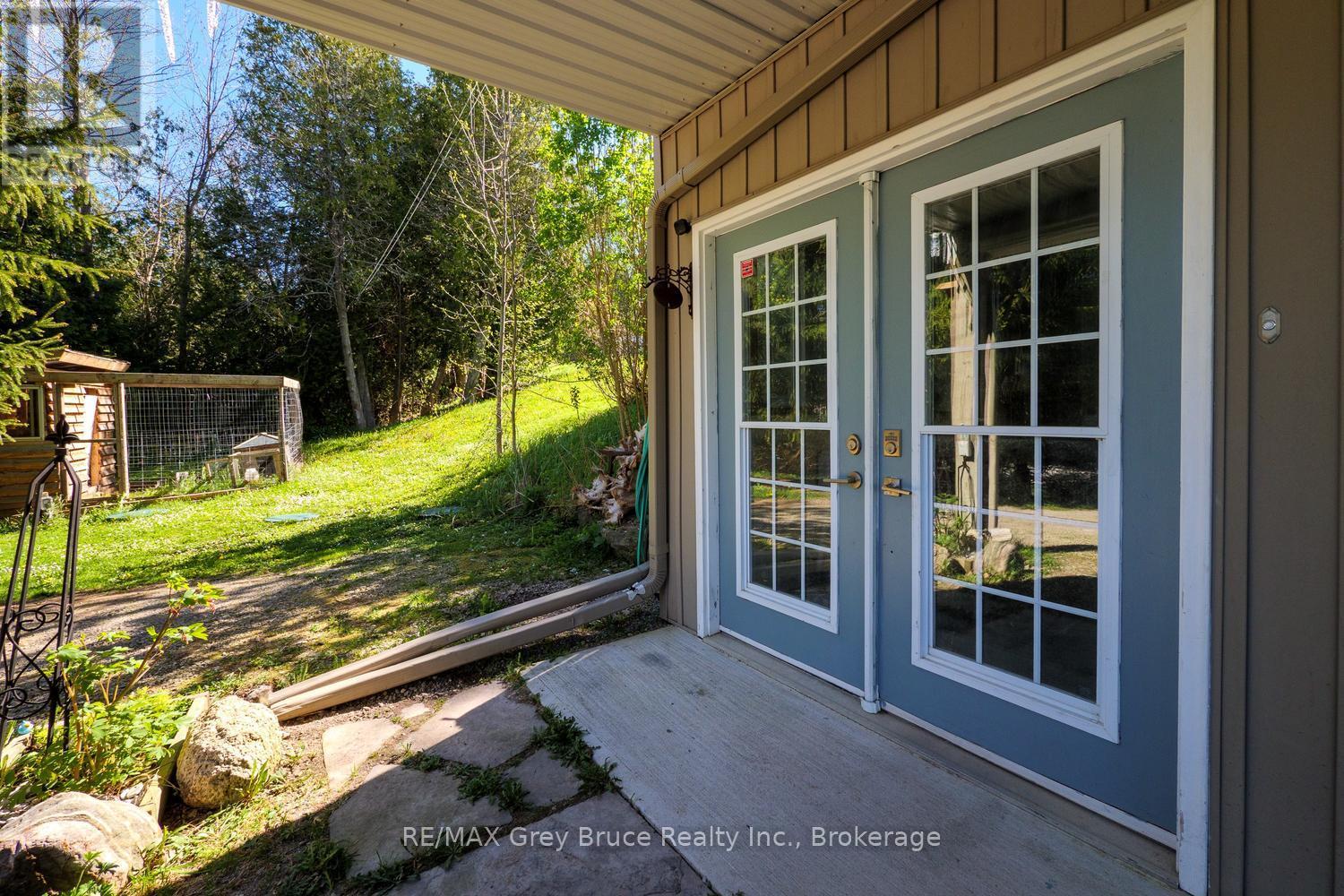 501192 GREY 1 ROAD