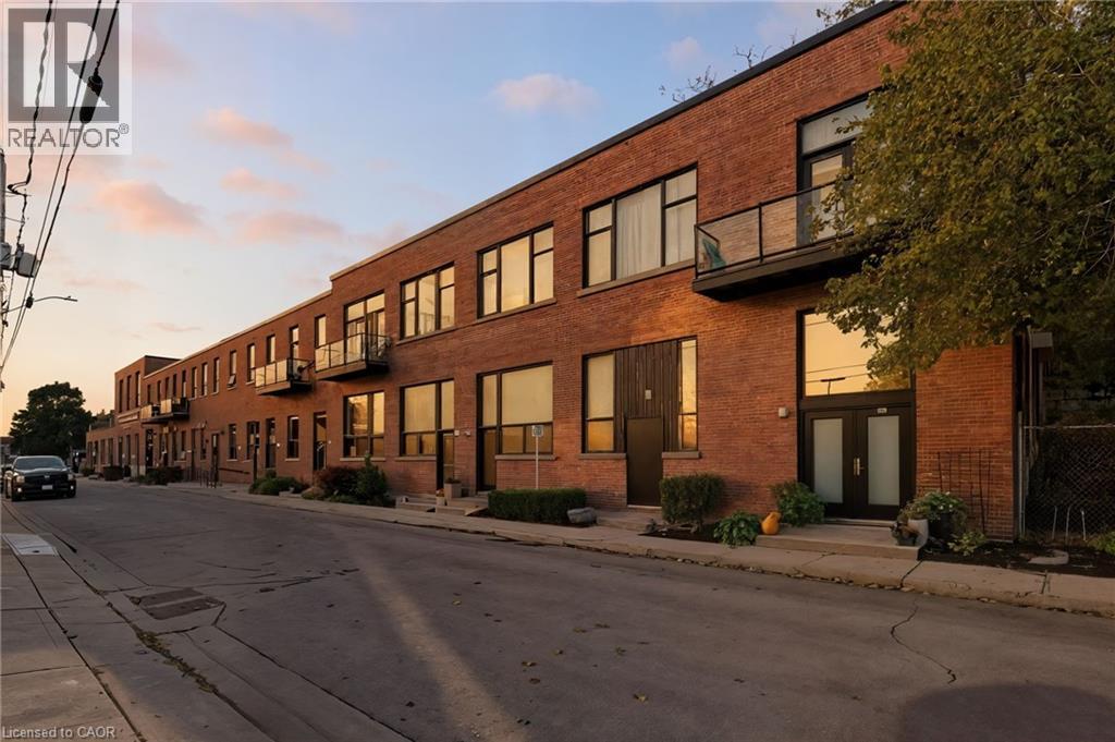 85 SPRUCE Street N Unit# 203