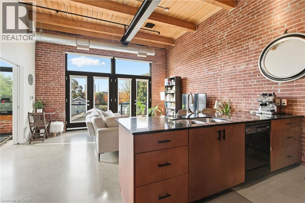 85 SPRUCE Street N Unit# 203