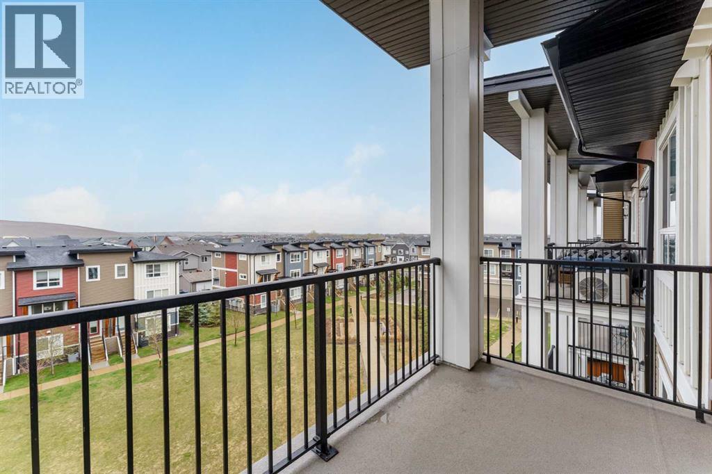 410, 35 Walgrove Walk SE