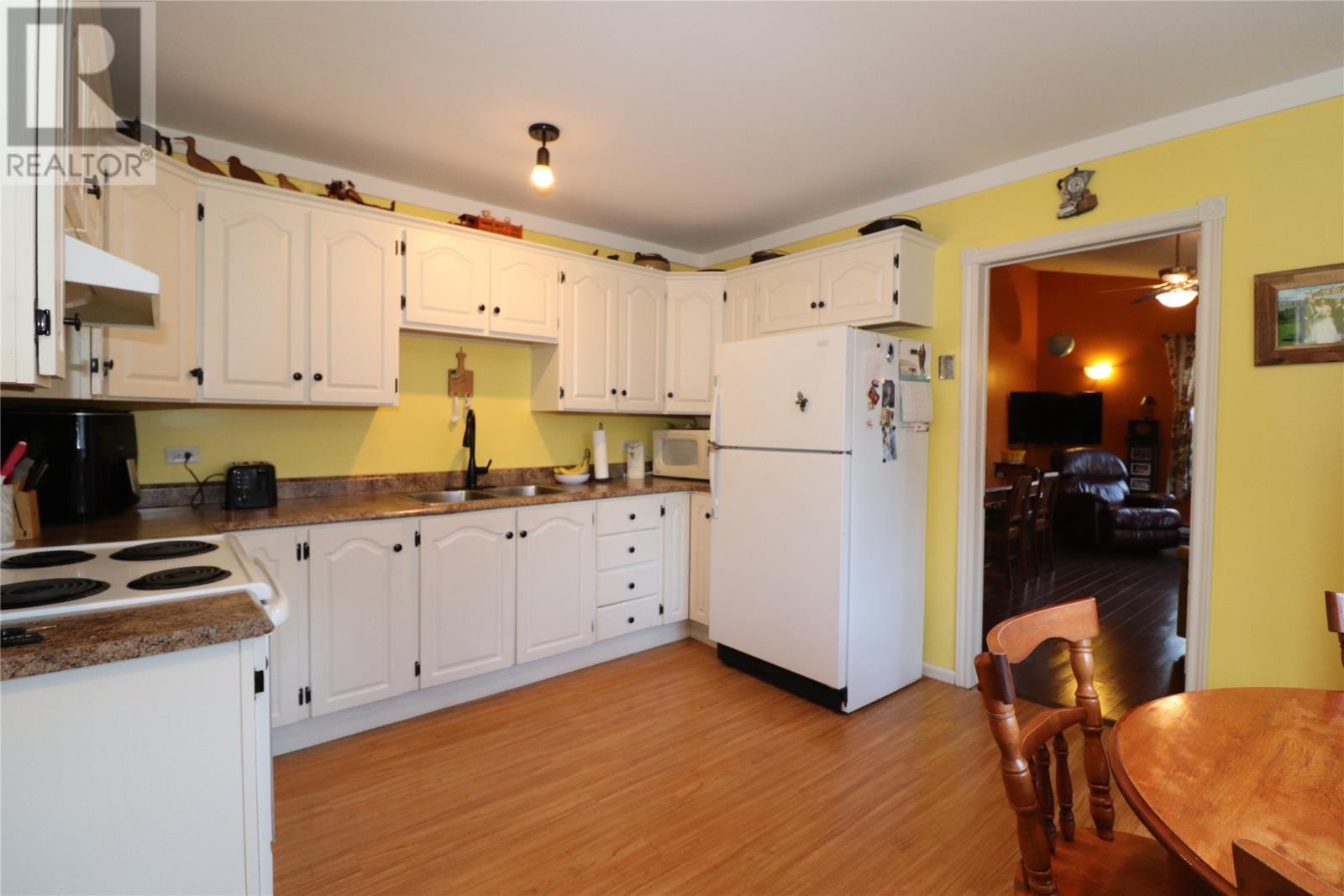 1 Buckleys Hill