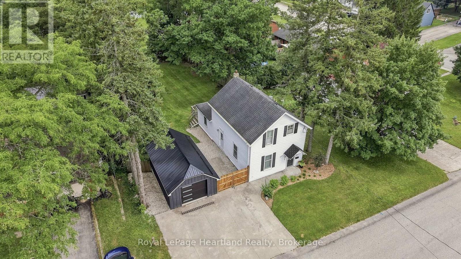 504 MAPLE STREET